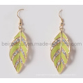 Boucles d&#39;oreilles en forme de feuille